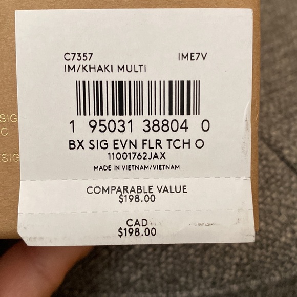 COPY - Coach iPod Case and round coin little purse - Picture 8 of 8